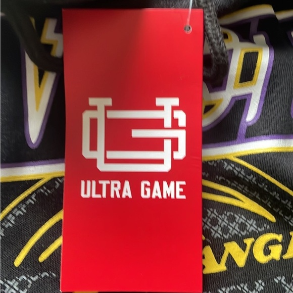 New UltaGame Lakers Pullover Sweater. - Picture 5 of 16
